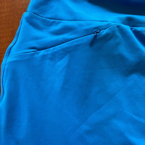 NEW WITH TAGS NWT TAIL WOMEN'S YVES GOLF SKORT SIZE MEDIUM - Picture 4 of 15